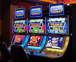 Play for Real Money and Win Big Jackpots at Popular Online Casinos