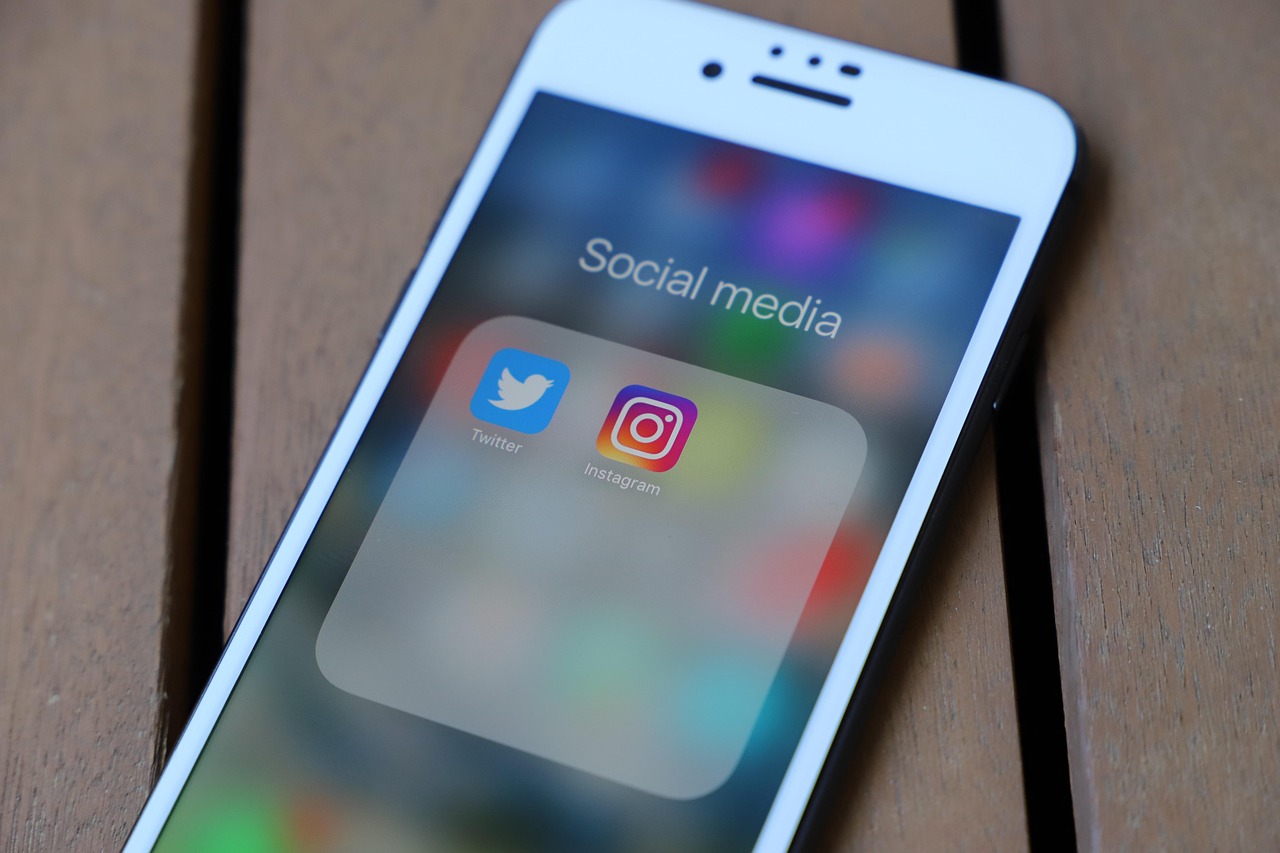 Iphone, smartphone, social media — Top Tips for Buying Quality Instagram Followers