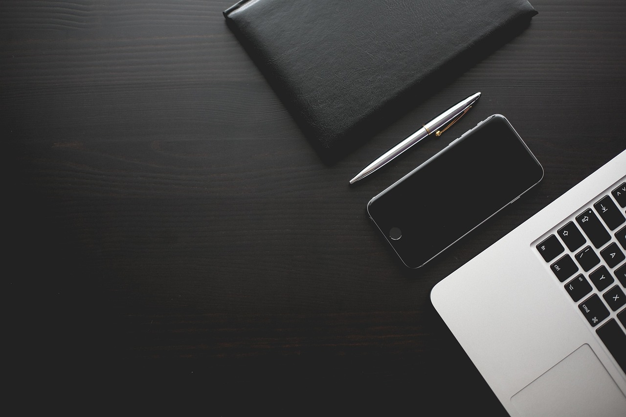 Office, desk, smartphone — Unpacking the Hidden Benefits of the Most Affordable SMM Panels